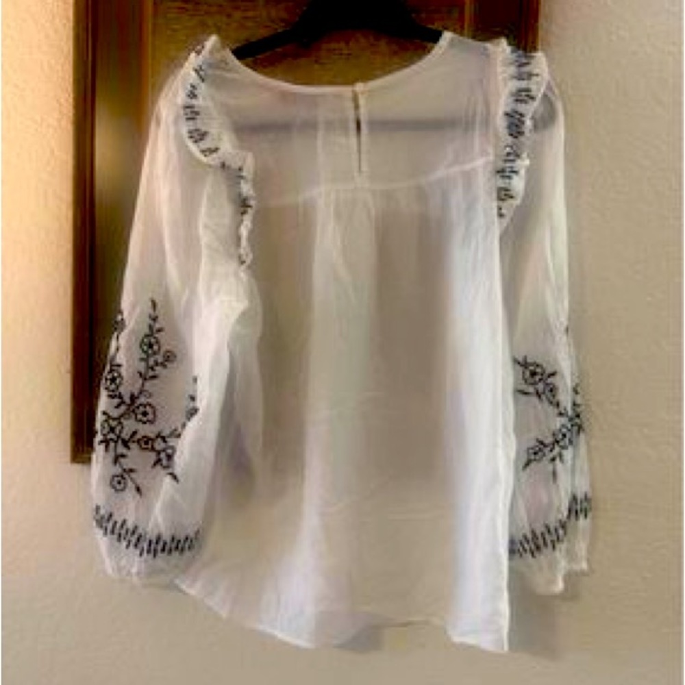 Medium Sheer Loft Top